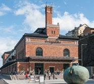 00 visning av Spökslottet Samling Drottninggatan 116 på förgården 15 minuter innan visningen börjar. Ytterkläder och stora väskor måste lämnad till dörrvakten. Max antal är 25 personer.