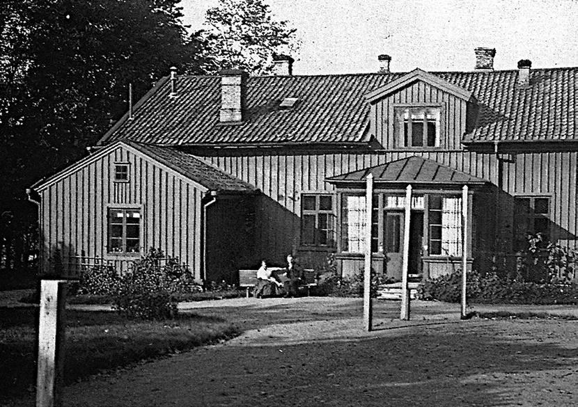 områdets framväxt Bebyggelseutvecklingen mot söder längs Stora Landsvägen, nu Södra vägen, kring