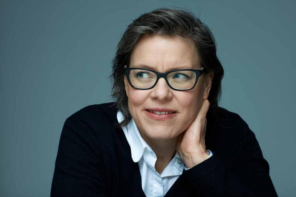 Lena Andersson Foto: Henric Lindsten Oktober Författarkväll med Lena Andersson Torsdag 4 oktober kl 19.15 på Hjärups bibliotek Entré 70:- Biljettsläpp 20/9 på Hjärups bibliotek Tel.