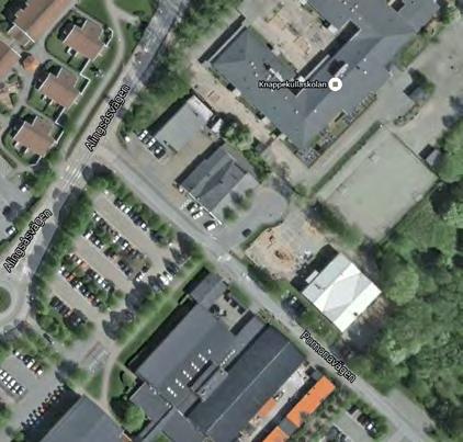 LERUM KOMMUN Knappekullaskolan procent körde för fort. Det är en försämring jämfört med förra året (15 procent). Medianhastigheten har gått upp från 23 till 26 km/h.