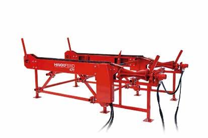 Stockbord HAKKIFEED 471 Stockbordets längd Stockbordets bredd, reglerbar 3600 950-1500 Höjd, reglerbar 1000-1440 616 kg HakkiFeed 471-stockbord är utrustat med två starka transportkedjor.