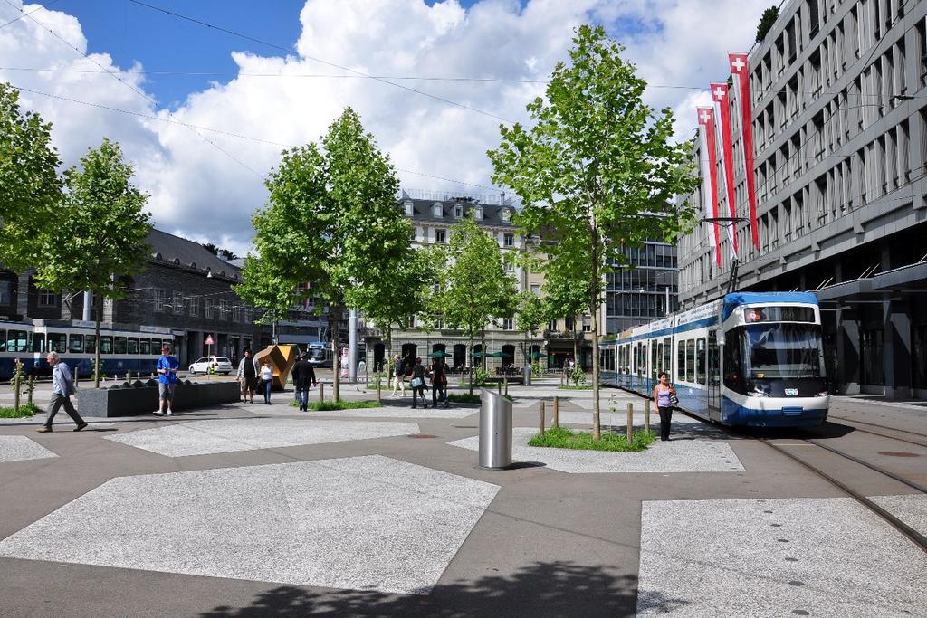 7.2 Spårområdet För att skapa tydlighet i spårområde ska det tydligt signalera att det är en trafikmiljö.