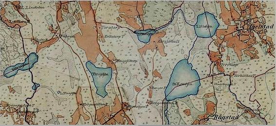 Om någon lyssnat vilket ingen gjorde skulle man hört en lågmäld, tonsäker stämma som lågt, men tydligt,