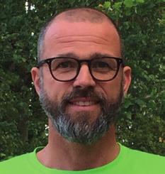 i pedagogik, docent i idrottsvetenskap Malmö universitet Alf Kågström Överläkare, specialist i barnmedicin och skolhälsovård Barnklin i Gävle Håkan Larsson Professor i