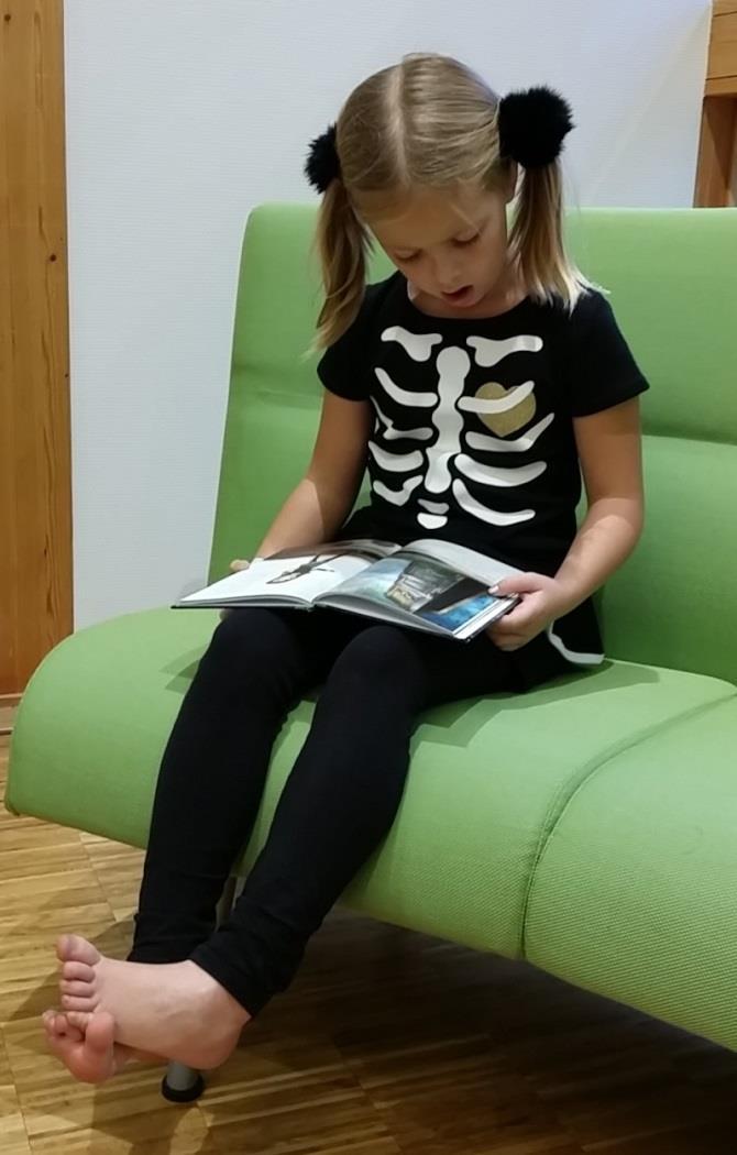 STADSBIBLIOTEKET Stadsbiblioteket har en mångsidig, aktuell boksamling för barn och unga.
