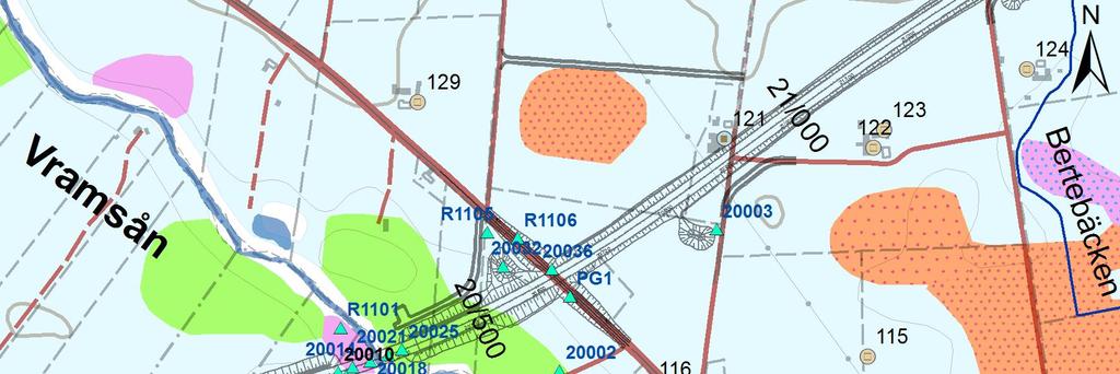 Mellan ca km 9/150 och 9/300 finns ett område som avvattnats av dikningsföretag. Stabilitets- och sättningsförhållanden På sträckan förväntas inga problem med stabilitet eller sättningar.