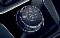 01 01 Den smarta fyrhjulsdriften 4MOTION med Active Control är lika effektivt som smart och förflyttar kraften dit den behövs mest för sekunden.