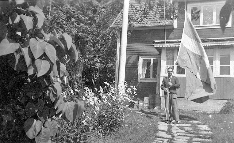 John hissar flaggan
