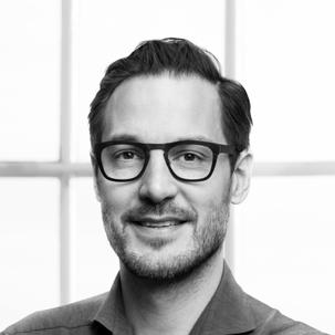 525 innehas genom pensions-, kapitalförsäkringar eller liknande Innehav*: 7.124 B-aktier varav 4.