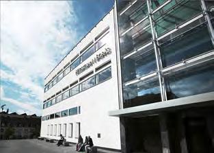 1 INLEDNING Högskolan i Borås har i olika omgångar genomfört alumnundersökningar, såväl övergripande som institutionsspecifikt, för att kartlägga studenter som studerat på ett program se., t.ex.