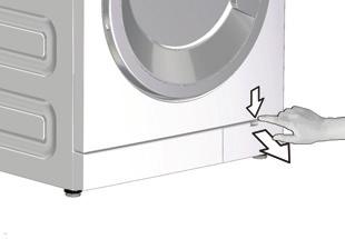 Töm ut kvarvarande vatten och rengör pumpfiltret Filtersystemet i din maskin förhindrar att fasta föremål, såsom knappar, mynt och textilfibrer sätter igen pumppropellern under