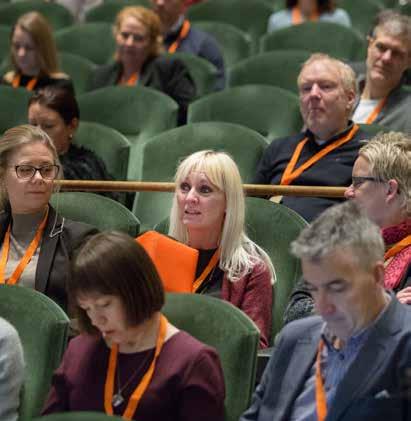 Framtiden är en mental, social konstruktion Finland experimenterar Finska tankesmedjan Demos är experter på framsyn och hjälper organisationer att experimentera strategiskt.