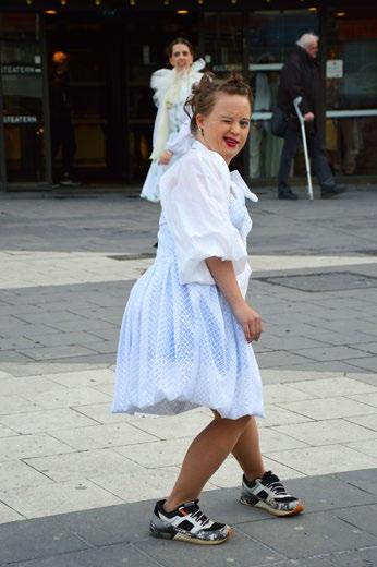 modevisning på Sergels torg i