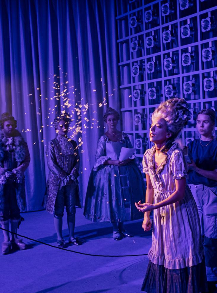 Verksamhetsberattelse Folkteatern Arsredovisning Och Repertoar Kapitel Pdf Gratis Nedladdning