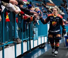 Vi är ödmjukt medvetna om utmaningen i att bygga ett nytt framgångsrikt lag men känner att den erfarenhet och de lärdomar vi gjorde under säsongen 16/17 kommer att vara oss tillgodo.
