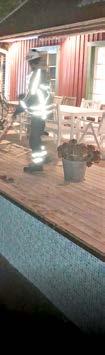Det blev en ovanlig kväll för Monica hemma i villan i Bollstanäs i Upplands Väsby och för hästen som brakat ner i familjens pool.