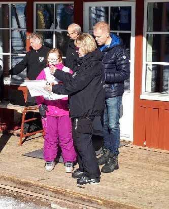 Längdhoppet som sker via en hoppzon var en jämn historia i alla klasser, tur vi hade ledare som varit noga med sin mätning när det avgjordes med centimetrar när medaljerna skulle fördelas.