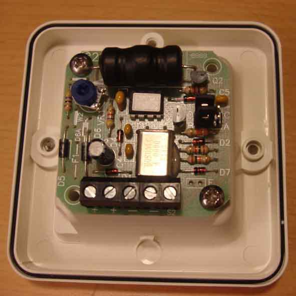 Alternating 800/000Hz at 0,5 Sec Intervals Ton Slow Whoop 500/00Hz at 0,3Hz with 0,5