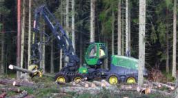 John Deere 1270G, aggregate h415, styrsystem timbermatic h-12 Ponsse Scorpion king, aggregat h7, styrsystem opti7 de fyra största maskintillverkarna deltog i Virkesvärdestest 2016.