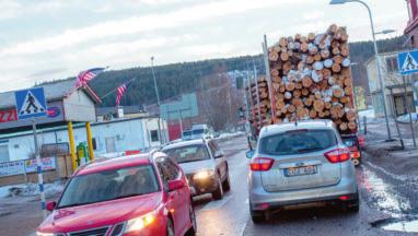 Jämförelsen visar att prisökningen varit olika stor för olika maskintyper priserna för skotarkomponenter ökade med 15 procent, men skördarkomponenter ökade bara tre procent.