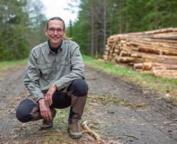 Agendan sammanfattar skogsnäringens övergripande forsknings- och utvecklingsbehov, med siktet inställt på stärkt inriktning och konkurrenskraft för ökat utbud av hållbara, biobaserade produkter och