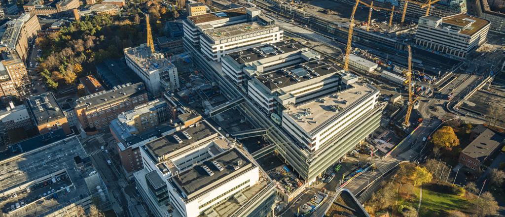 Skanska Tremånadersrapport, januari mars 13 Infrastrukturutveckling Intäkter och resultat Mkr Förändring, % Intäkter 19 32 41 Bruttoresultat 22 19 16 Försäljnings- och administrationskostnader 38 32