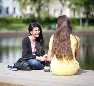 m. 1,4 1,4 1,4 Medel från den löpande verksamheten 82,3 83,2 83,5 Skattefinansierade investeringar Nya investeringar -19,2-22,9-10,6 Reinvesteringar -43,2-29,2-16,2 Skolprojektet kvarstående