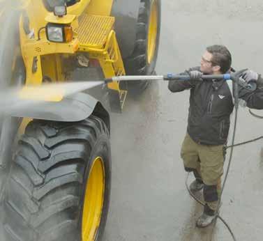 995: Tryckstyrd avlastare Internt lågtryckskemsystem med sugslang och doseringsventil Integrerad avtagbar kemtank 10 m högtrycksslang FlexoPower Plus spolrör Ergo tillbehörssystem 752 110 bar