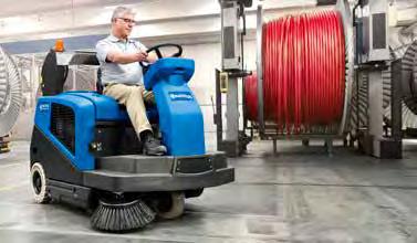 inbyggd laddare, batterier, huvudborste och sidoborstar. 1250 mm 75 liter 8750 m 2 /t Dustguard Med åkbara FLOORTEC R360 blir arbetet snabbt och effektivt avklarat, med maximal förarkomfort.