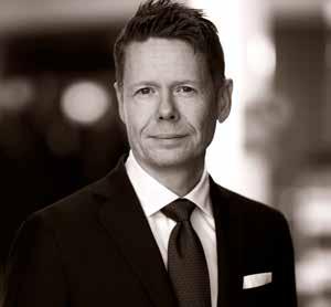 Över 30 års erfarenhet från life science industrin i olika ledande befattningar, Pharmacia och Ortivus.