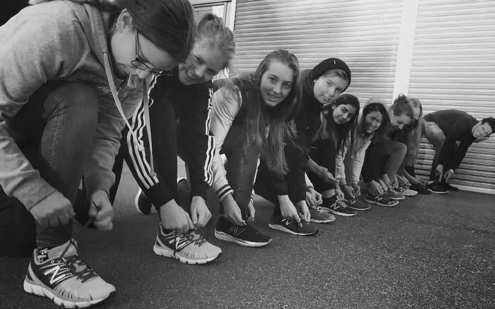 Nya kunskaper och erfarenheter Tioveckorsprogrammets speciella koncept med löpning och workshops om målsättning i kombination ger ungdomarna både praktiska och teoretiska kunskaper för att kunna