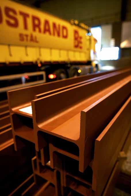 DIMENSIONS- TOLERANSER BALK Toleranser för U-profiler med koniska flänsar enligt EN 10279 (UNP). VIKT För enskild stång är tillåten viktavvikelse +/-6 % per meter för h 125 mm. +/-4 % vid h>125.
