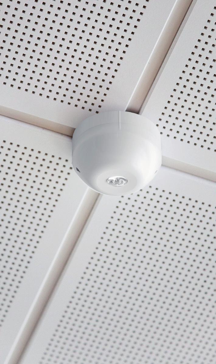 Monteringsavstånd Rektangulär lins med Li-Ion batteri för 1 lux. Höjd 2.5 m 1.5 m 3.0 m 6.0 m 13.0 m 3.0 m 1.6 m 3.3 m 7.0 m 15.0 m 4.0 m 2.0 m 4.3 m 9.5 m 19.0 m 5.0 m 2.5 m 5.0 m 10.5 m 23.0 m 6.0 m 2.9 m 6.