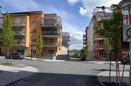 Nybyggnad Idrottshall, gymnastiksal Nybyggnad Fotbollsplan 3950kvm Byggtekniskt antal huskroppar 1st Bruttoarea 3950m2 Nybyggnad av flerbostadshus,garage & lokaler i Haninge,et3