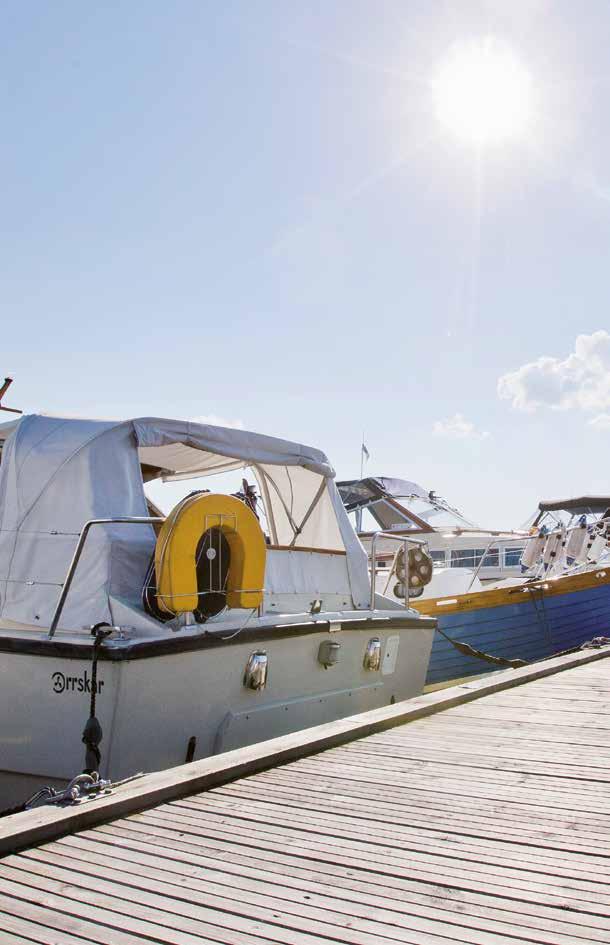 tourist guide Welcome to explore grums A municipality by lake Vänern in the Karlstad region In Grums municipality it is close to the nature, the water and everything the town has to offer.