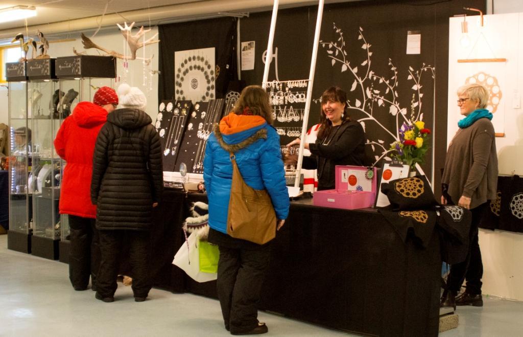 De företag som omsätter mest är slakteri-, chark- och matföretag (30 miljoner kronor) men ger ändå ganska få årsarbeten (16). Den genomsnittliga omsättningen är 5 miljoner per företag.