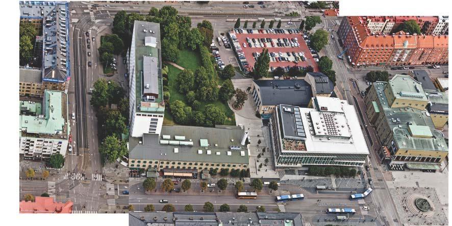 Fastighetsgränser (svart linje), kommunalägd mark (röd) och planer (röd linje) Planer och program Kommunens översiktsplan anger bebyggelseområde med grön- och rekreationsytor.