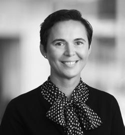 TAM Group AB, 2004, VD Catena AB 2011 2013, VD Tyréns Temaplan 2006 2007, VD Temaplan AB 1999 2004, fastighetsdirektör Näckebro AB 1997 1998 Andra väsentliga uppdrag: Styrelseledamot i TAM Group AB,