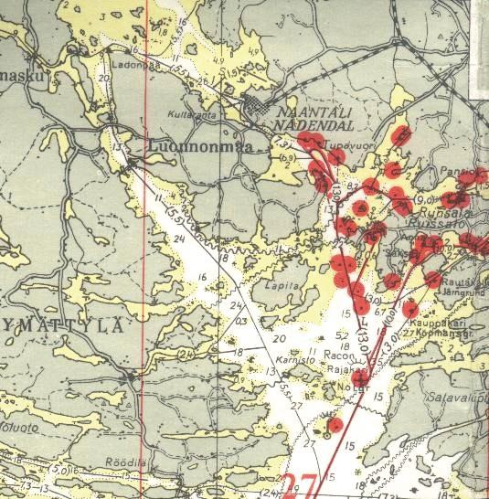 De testfiskade ryssjeplatserna under år 2005 på Pemarfjärdens mellersta delar öster om Pargas (vänstra bilden) och på