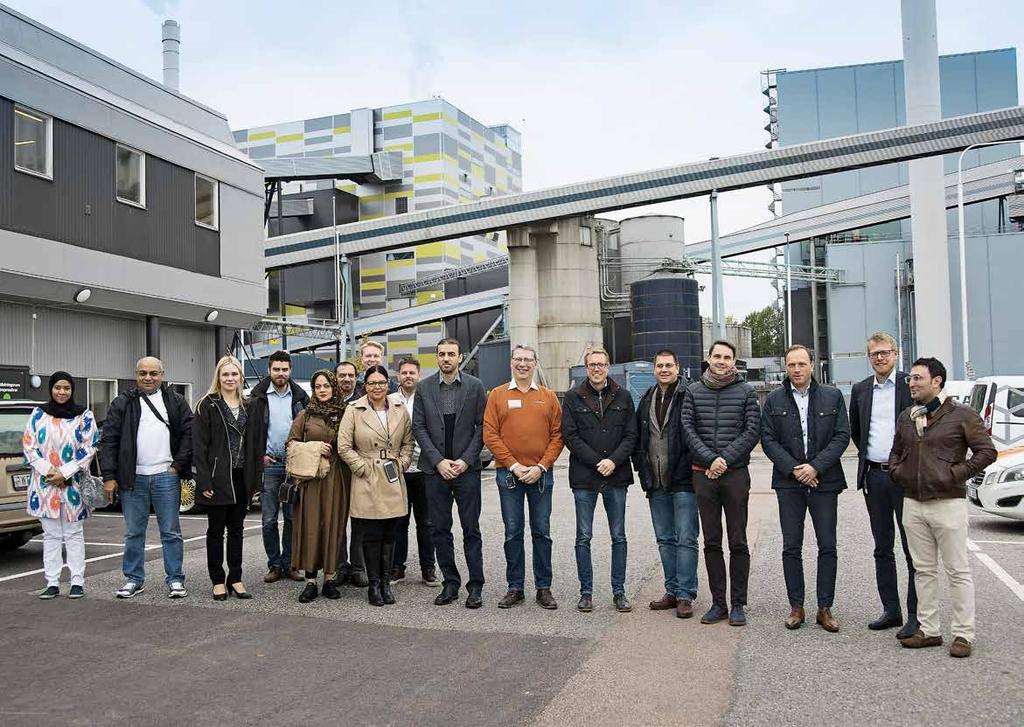 I oktober kom en delegation från Förenade Arabemiraten till