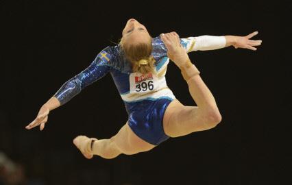 FOTO: Volker Minkus Mångkampsfinal för Jonna Adlerteg i EM 2015-04-15 Jonna Adlerteg har gått till mångkampsfinal i EM i artistisk gymnastik som pågår i Montpellier i Frankrike.