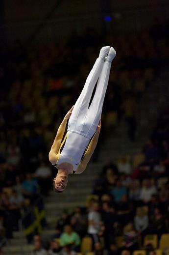 Sverige debuterade i tumbling För första gången hade Sverige med två tumbling-gymnaster på ett VM,
