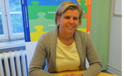 föräldrar, förtroendevalda, förenings- och förbundsanställda till diskussion, samtal och debatt kring barns idrottande, och idrottens nya strategi från triangel till rektangel.