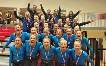 lagen plockade hem tre medaljer silver till Brommagymnasternas herrar och Örebros damer samt brons till Höganäs.