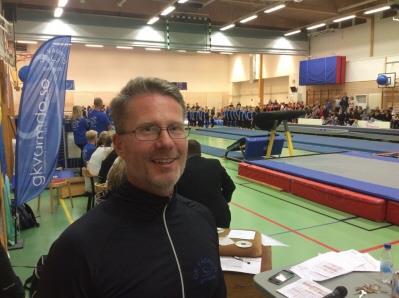 Inom svensk gymnastik vill vi att alla- oavsett kunskapsnivå och ambitionsnivå- ska få plats. I utvecklingsmodellen för Svensk Gymnastik vill vi skapa rörelse hela livet, från vaggan till graven.