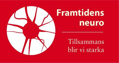Hela gården andas julstämning med tända marschaller, julgranar, levenade eldar, upplysta fönster, julsånger och inte minst julens alla dofter.