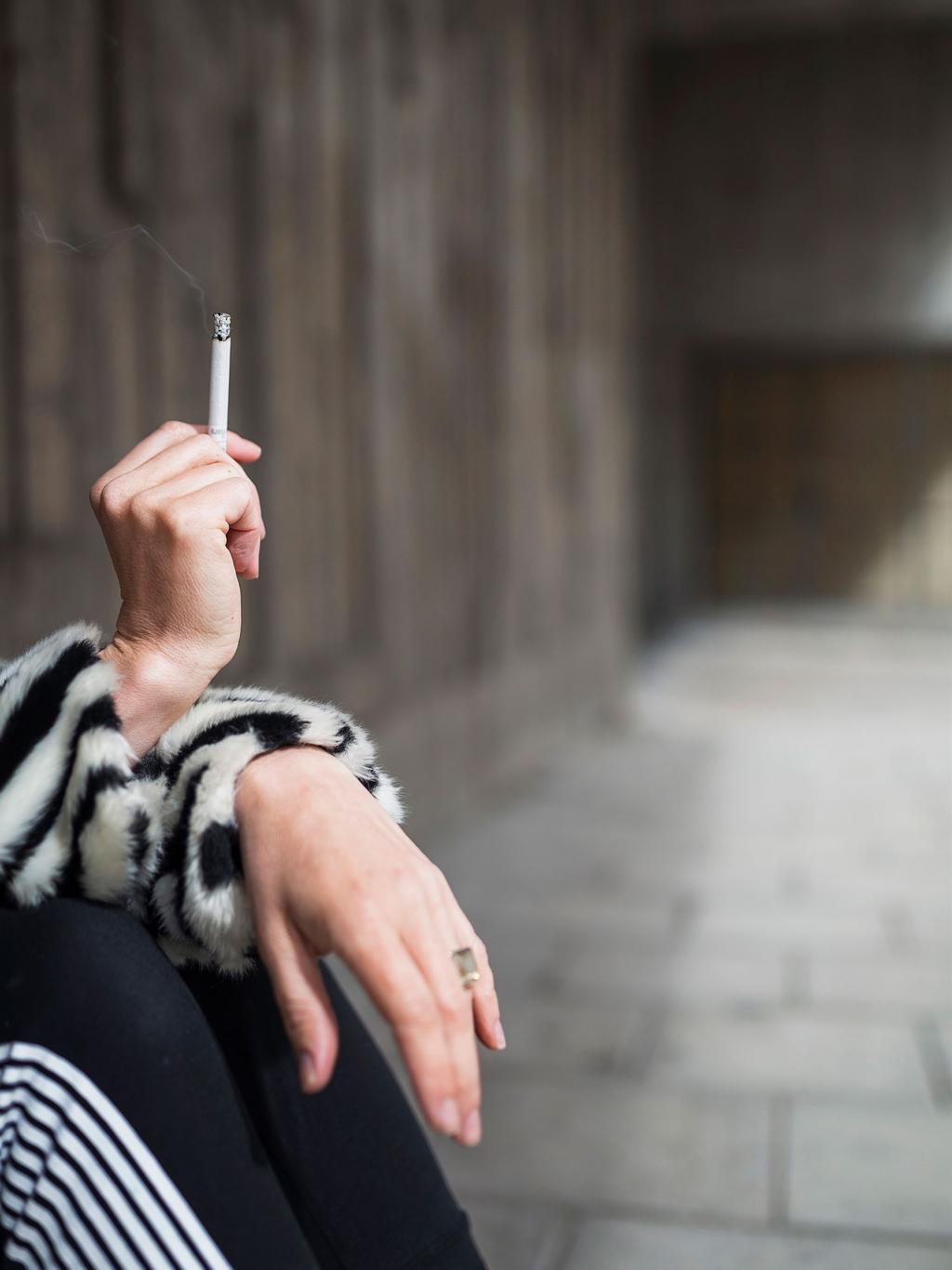 Foto Scandinav 108 Cancerfondsrapporten 2018 Prevention 109 Regeringen avstår exponeringsförbud Grönt ljus för nyrekrytering av unga rökare Det enda sättet att stoppa nyrekryteringen av rökare är att