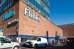 Flinks har gott om kunnig personal för att ge yrkesfolket den bästa och snabbaste servicen för en trygg varuförsörjning.