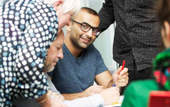 LEDARSKAP OCH PEDAGOGIK Som cirkelledare är du pedagog, inspiratör och sammanhållande kraft i studiecirkeln. För att bli cirkelledare går du ABF Malmös cirkelledarutbildning.
