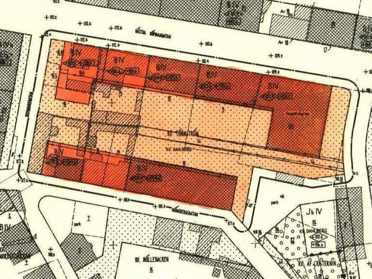 I Översiktsplan 2030 föreslås att Trossöområdet kompletteras med ny bebyggelse, dels genom nyproduktion genom s.k. infill-projekt men även genom att vindar inreds.